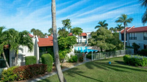 Dans Florida Condos Sea Life at Runaway Bay